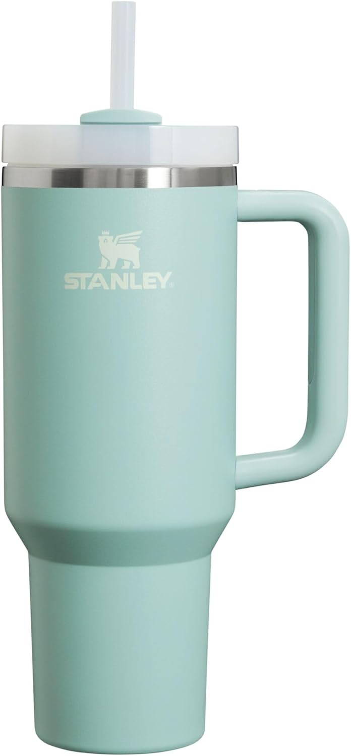 Stanley Quencher H2.0 FlowState Stainless Steel Vacuum Insulated Tumbler with Lid and Straw for Water, Iced Tea or Coffee, Smoothie and More, Lilac, 40oz And 30 Oz