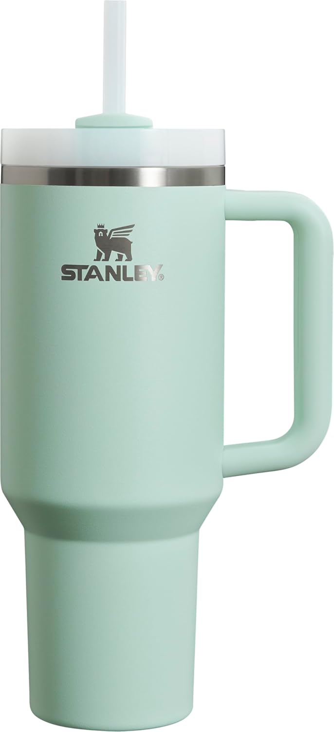 Stanley Quencher H2.0 FlowState Stainless Steel Vacuum Insulated Tumbler with Lid and Straw for Water, Iced Tea or Coffee, Smoothie and More, Lilac, 40oz And 30 Oz